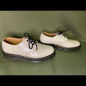 Dr. Martens Women's 1461 Oxford